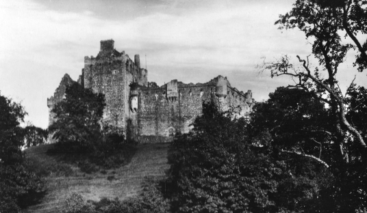 View of Doune Castle before restoration, a magnificent medieval castle in a pretty spot by the River Teith, built by Robert Stewart, Duke of Albany, near Doune in Stirlingshire.