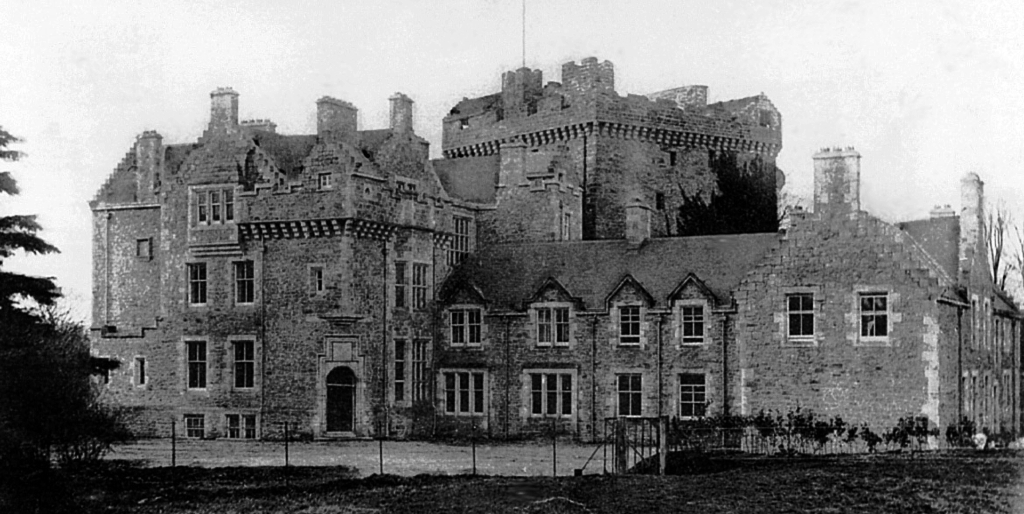 COMLONGON CASTLE CARRUTHERS CASTLE CLAN CARRUTHERS CCIS CLAN CARRUTHERS COMLONGON CASTLE CARRUTHERS CASTLE CLAN CARRUTHERS CCIS CLAN CARRUTHERS