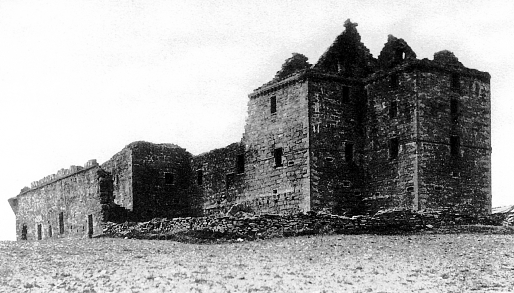 Noltland Castle, a large, impressive and well-defended old ruinous stronghold on the Orkney island of Westray, built by the Balfour family, incomers to the islands.