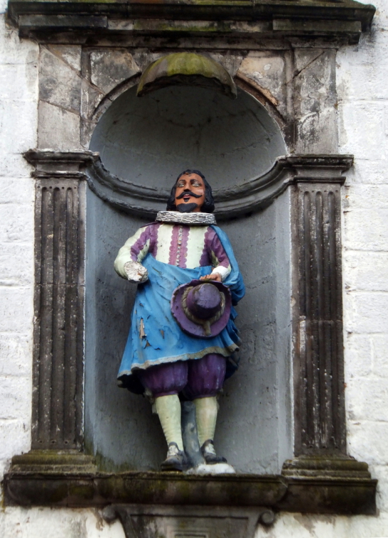 Statue of John Cowane, the founder of Cowane's Hospital and Guildhall, an atmospheric old building, endowed by John Cowane, a wealthy merchant to care for guild members who had fallen on hard times, in the historic burgh of Stirling.