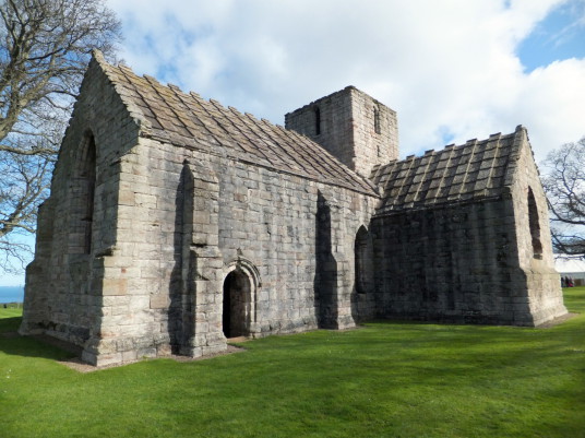 Dunglass Collegiate Church, a fine ruinous church dedicated to St Mary in a pretty spot, near to the site of Dunglass Castle and Dunglass House, a property of the Homes, Halls and Ushers, in landscaped grounds.