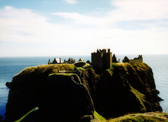 Dunnottar Castle, a spectacular cliff top fortress of the Keith Earls Marishcal, near the town of Stonehaven in Aberdeenshire.