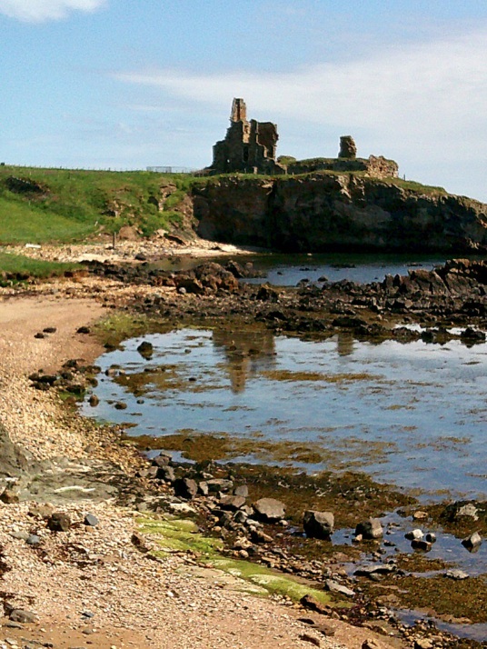 Newark Castle, near the pretty fishing village of St Monans in the East Neuk of Fife, is a picturesque crumbling ruin on cliffs above the Firth of Forth, once owned by the Covenanter general Sir David Leslie.